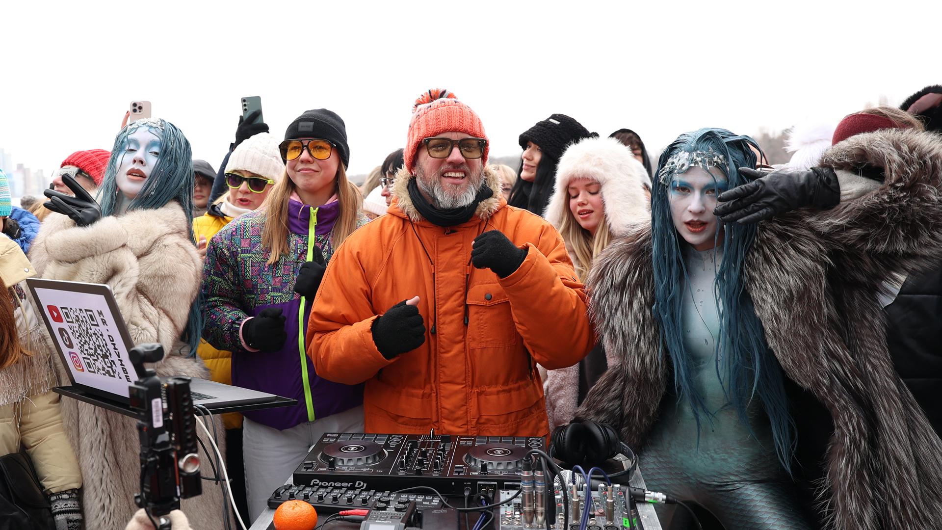 Русалки на Русанівській косі